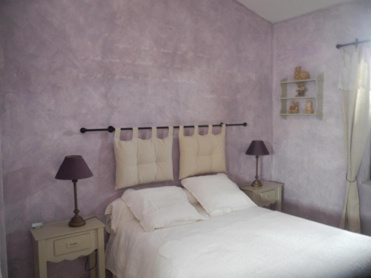 Oustau De Piera Bed and Breakfast Gordes Eksteriør billede