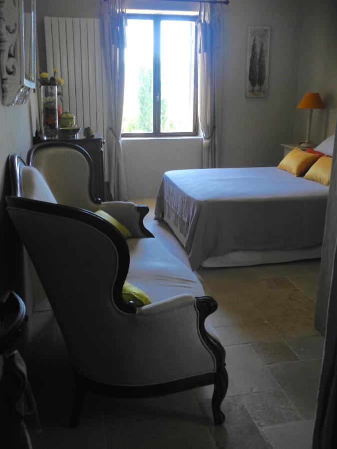 Oustau De Piera Bed and Breakfast Gordes Eksteriør billede