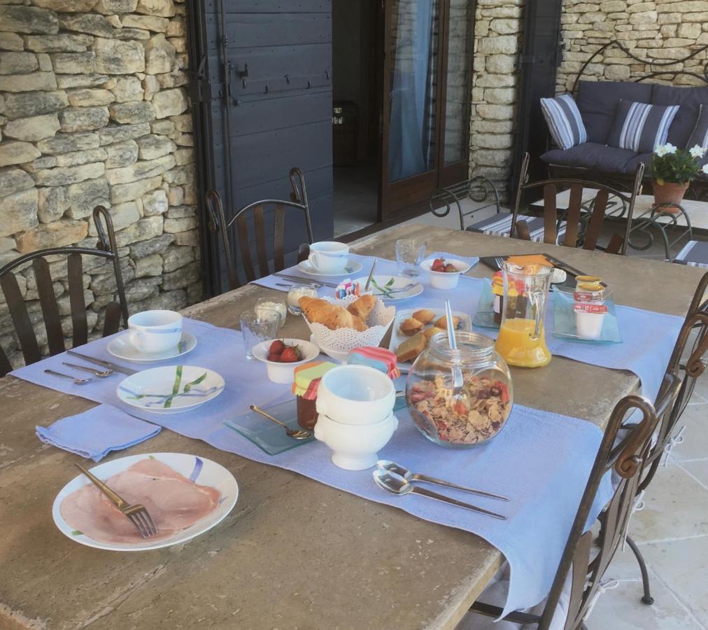 Oustau De Piera Bed and Breakfast Gordes Eksteriør billede